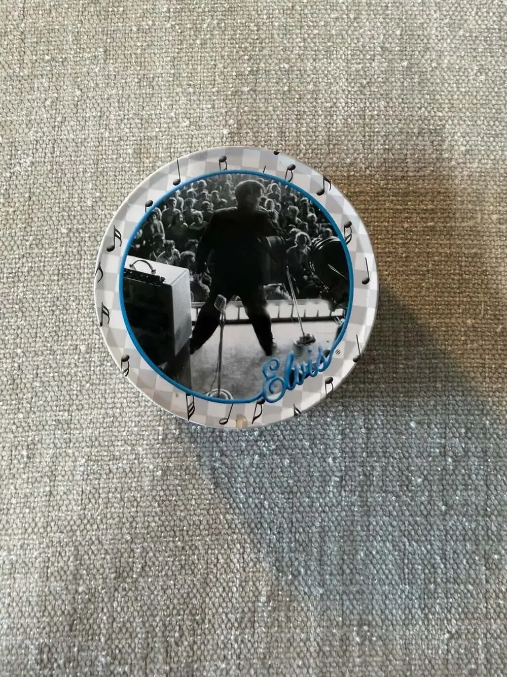 Vintage Elvis Presley Metal Coaster Set of 4 in Round Collectible Tin